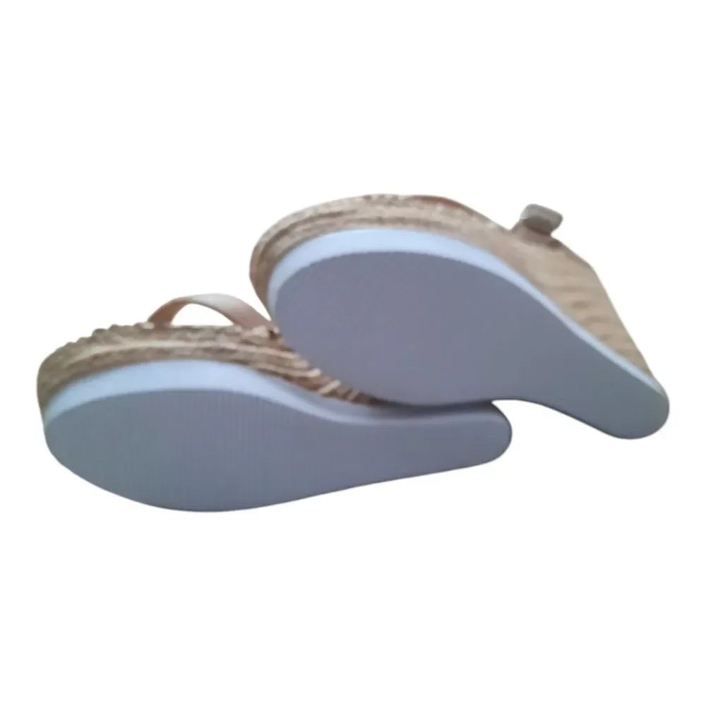 Charles David Beige Espedrille Platform Sandals